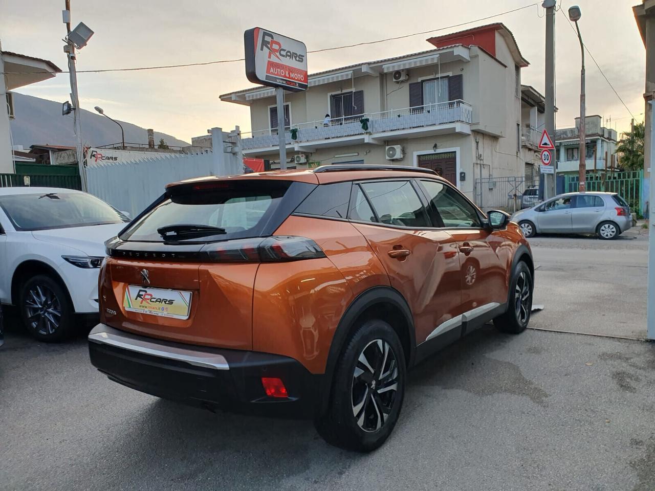 Peugeot 2008 BlueHDi 100 S&S Allure