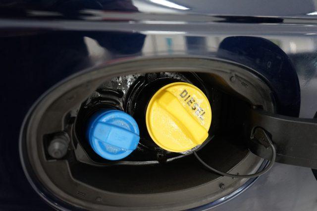 LAND ROVER Range Rover Velar 2.0D I4 204 CV R-Dynamic SE 4WD AWD CERTIFICATA