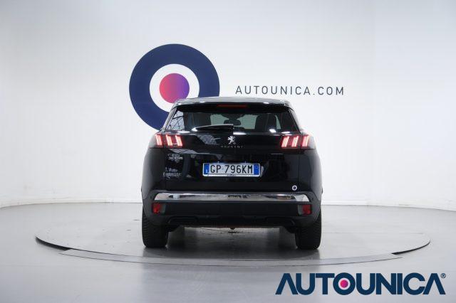 PEUGEOT 3008 HYBRID4 300 E-EAT8 ALLURE PACK