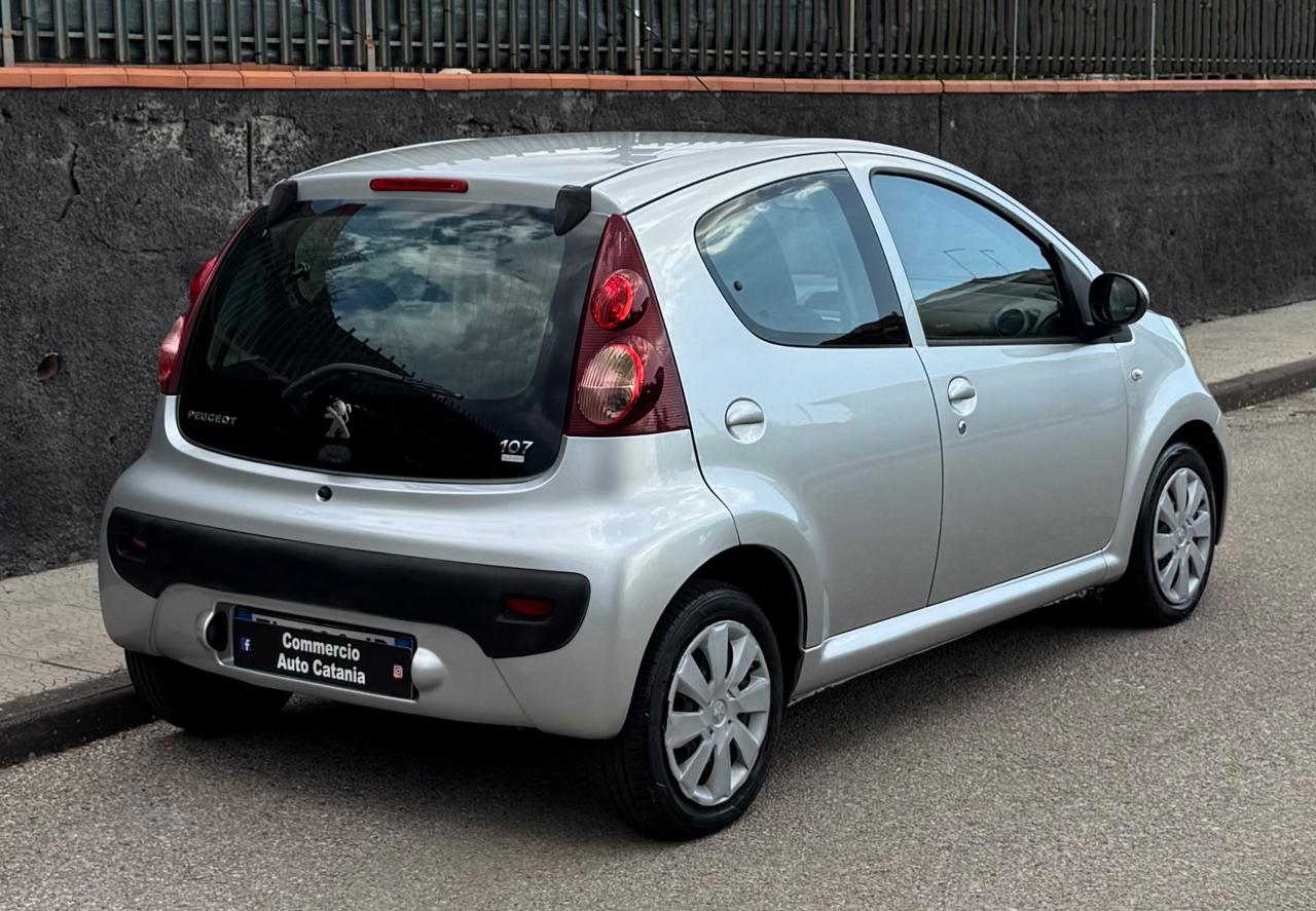 Peugeot 107 1.0 CLIMATIZZATORE