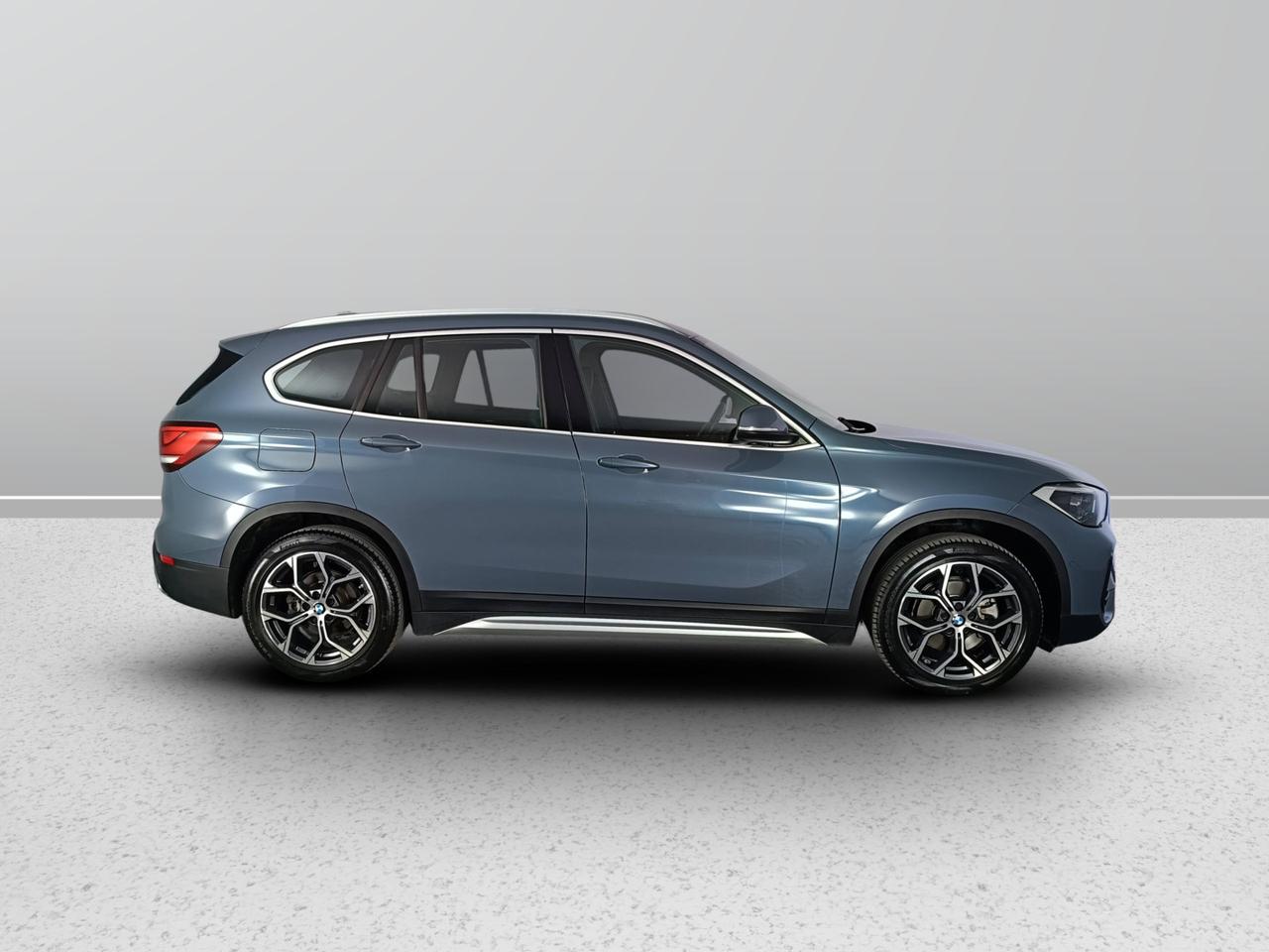 BMW X1 F48 2019 - X1 xdrive18d xLine