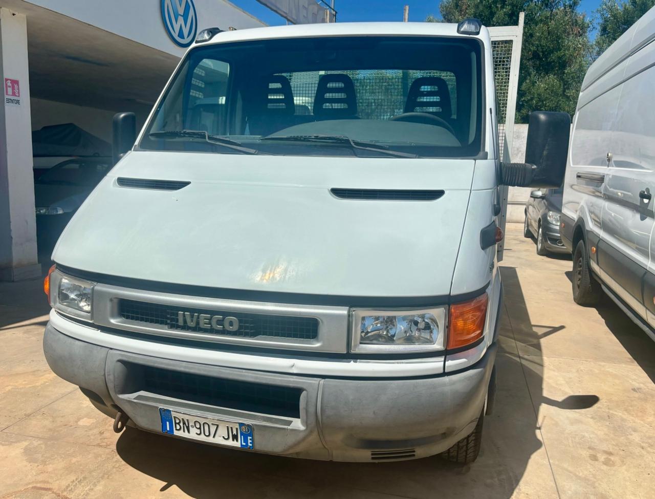 Iveco Daily 35C11 cassone fisso - 155000 km