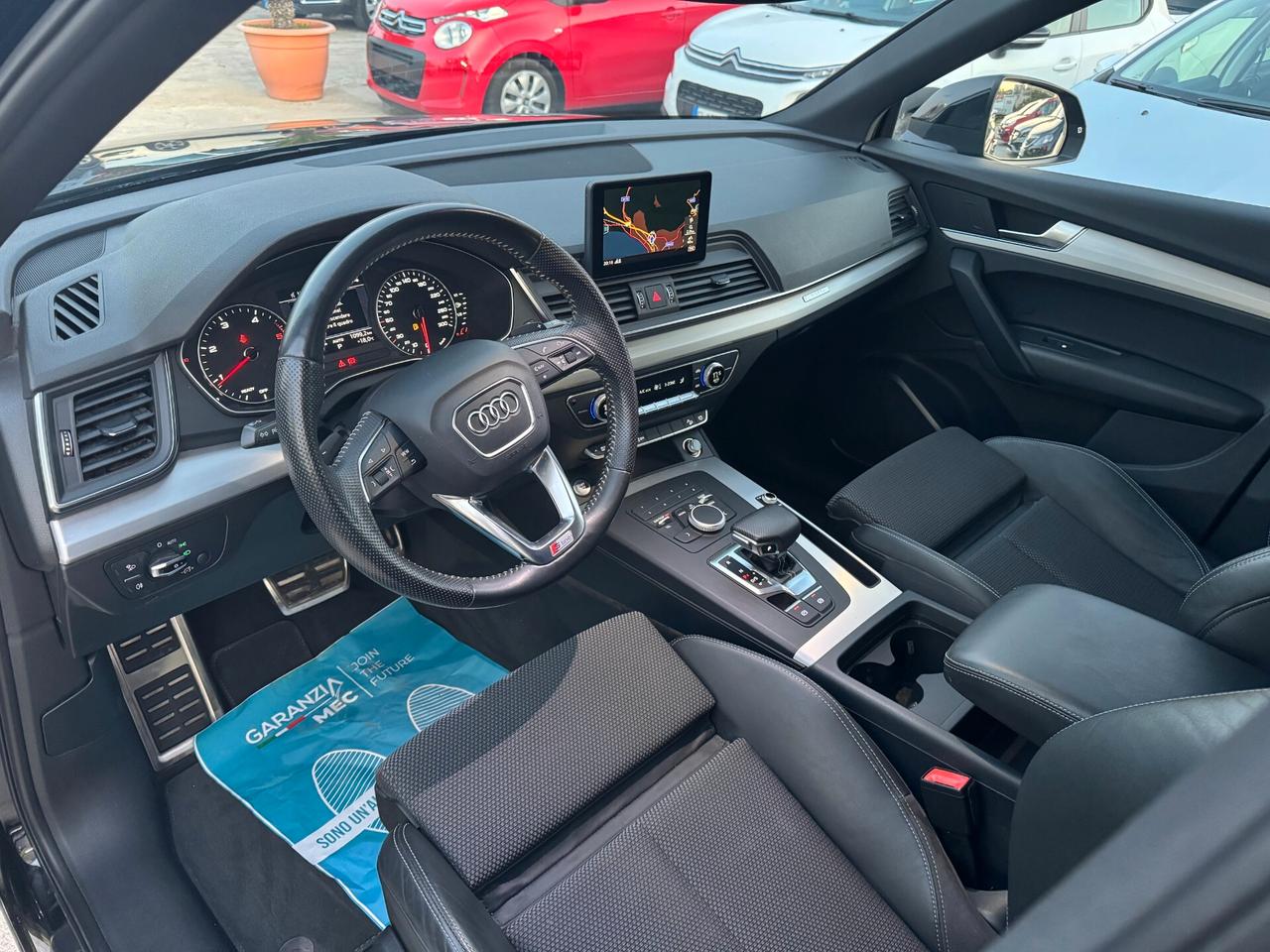 AUDI Q5 2.0 S-LINE INTERNO ED ESTERNO