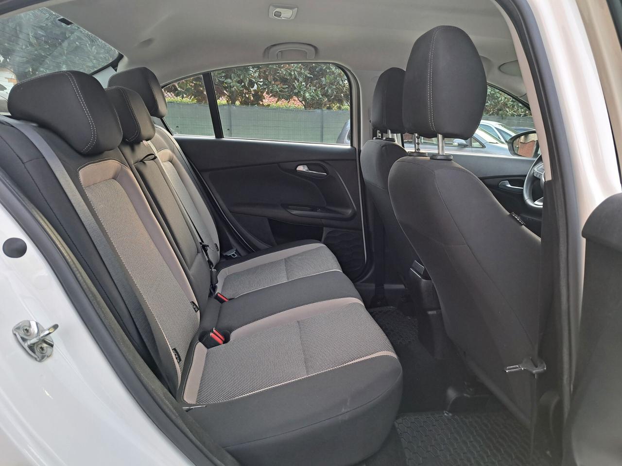 Fiat Tipo 1.6 Mjt 4 porte Lounge/120 CV
