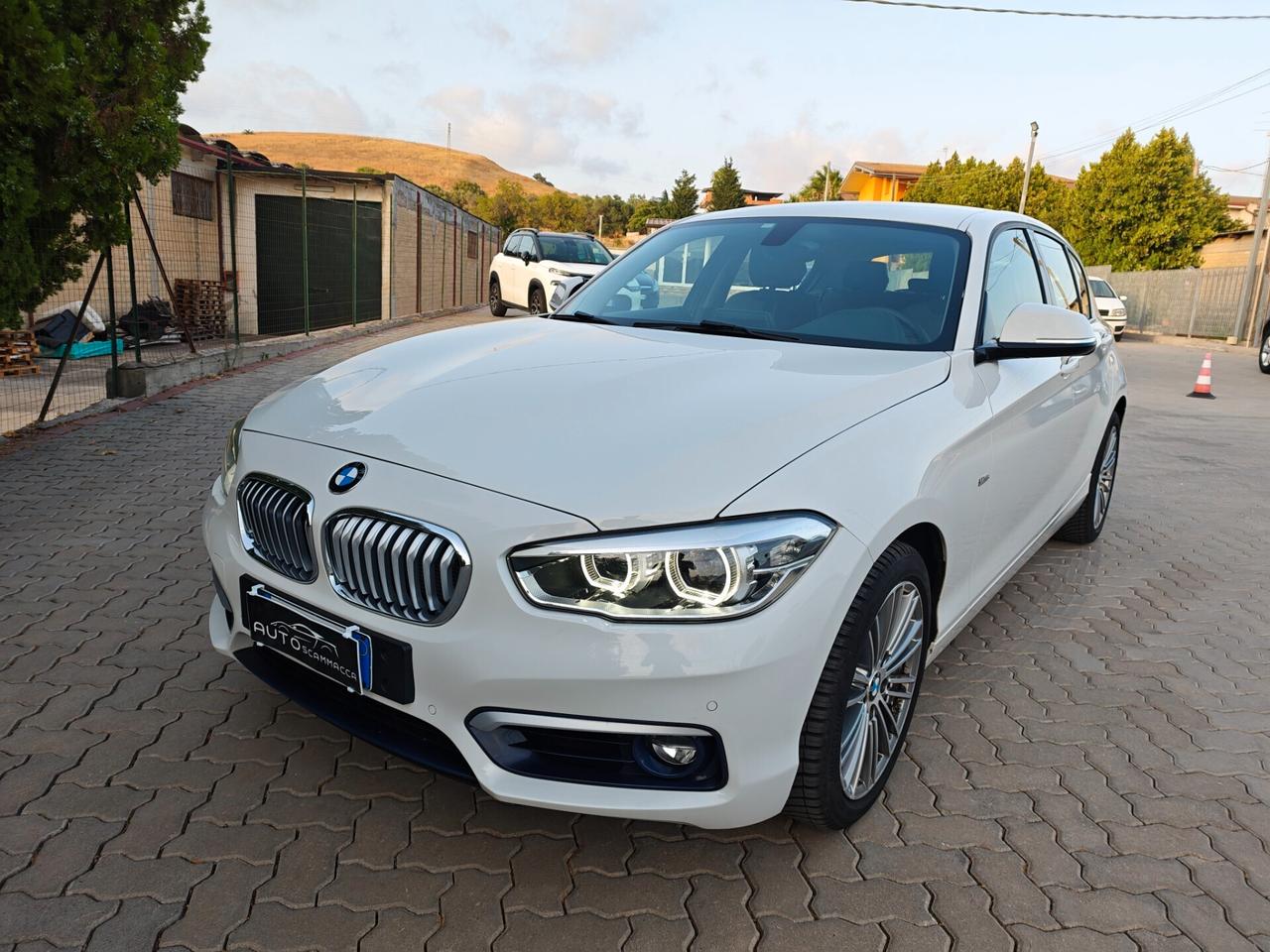 Bmw 118 118d 5p. Urban