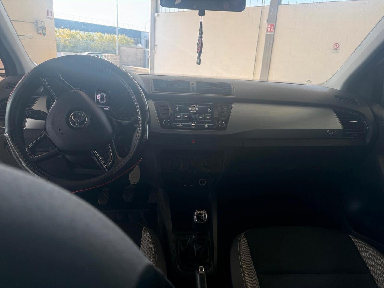 Skoda Fabia 1.0 MPI 60 CV Design Edition