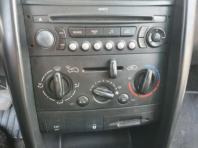 Peugeot 207 1.4 8V 75CV SW X Line ECO GPL