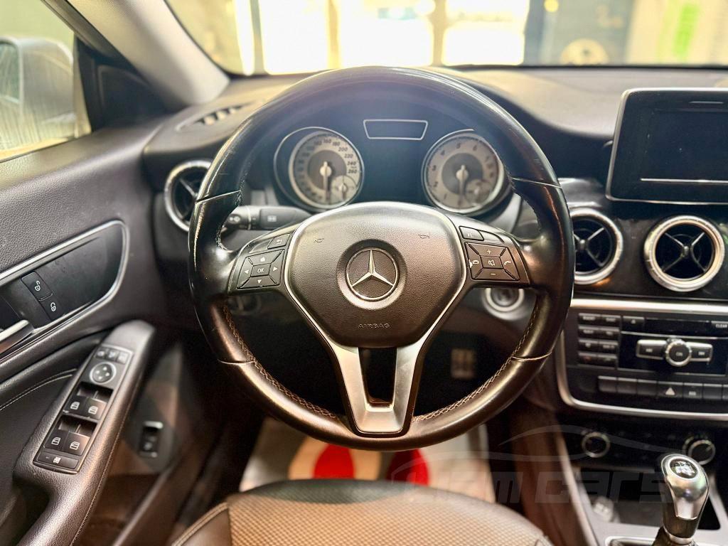 Mercedes CLA Berlina CLA 180 Premium