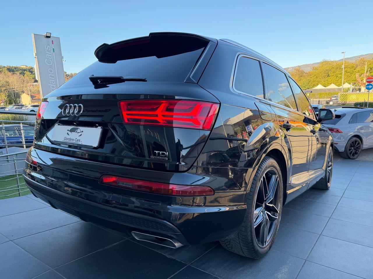 Audi Q7 3.0 TDI 218 CV ultra quattro tiptronic s line 7 posti