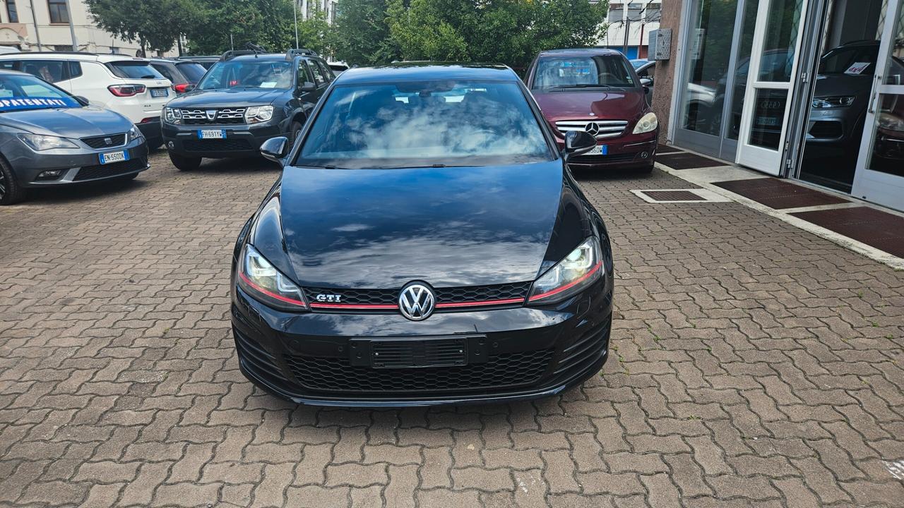 Volkswagen Golf GTI 5p 2.0 tsi PERFORMANCE 220CV PELLE-NAVY-SED.RISC.