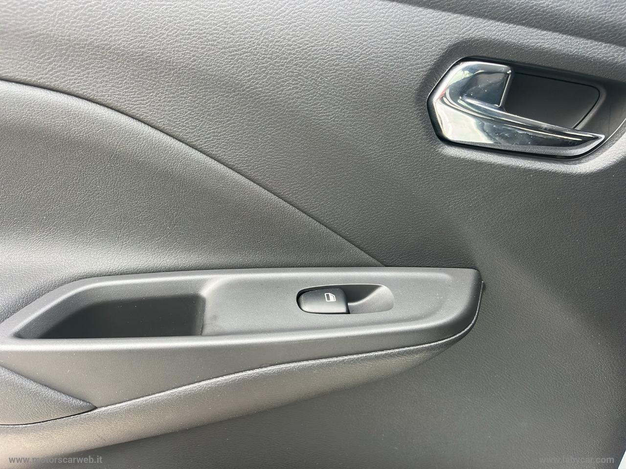 NISSAN Micra IG-T 92 5p. Tekna