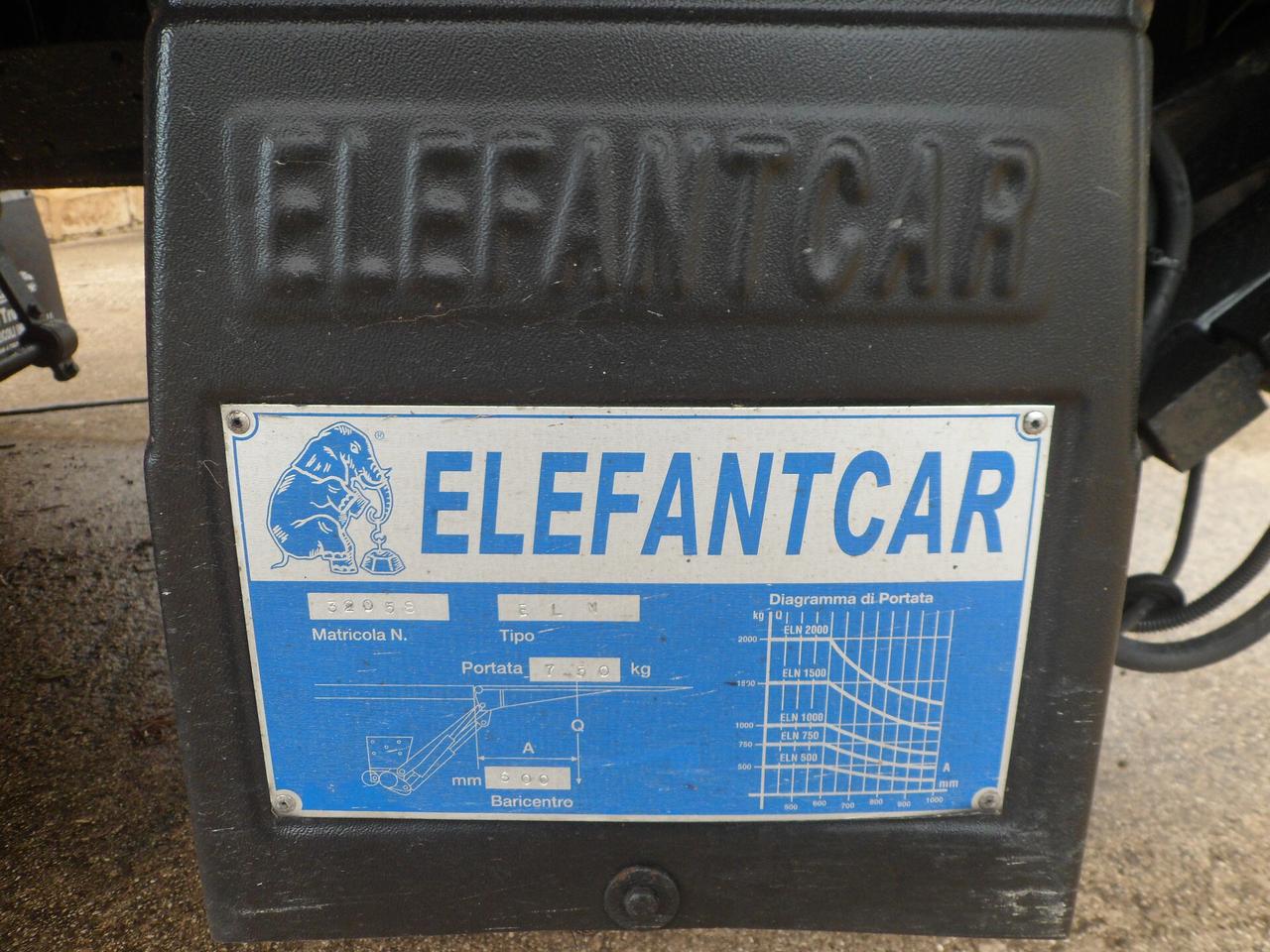 Iveco eurocargo 75e15 centina con pedana idraulica