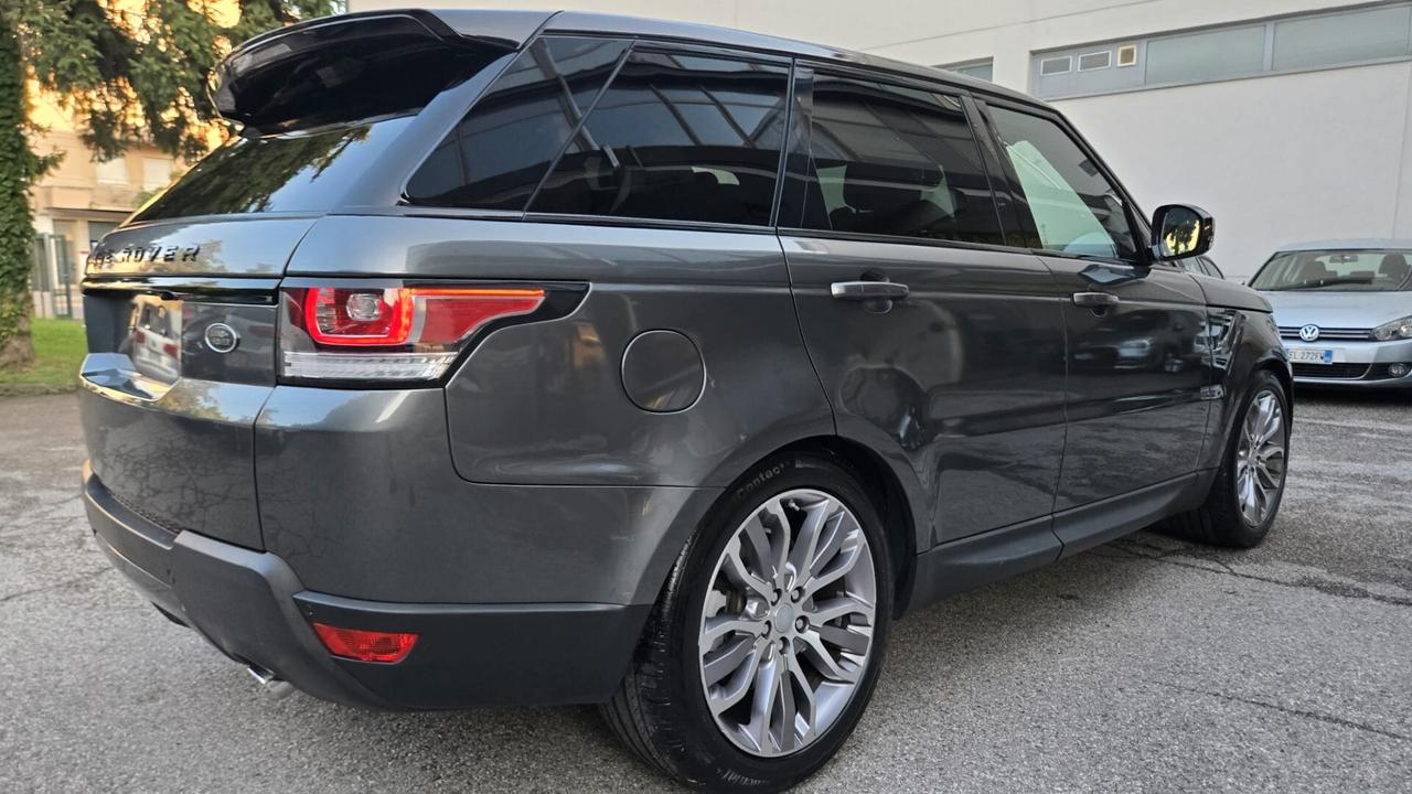 Land Rover Range Sport 3.0 TDV6 HSE Dynamic Edition Grey