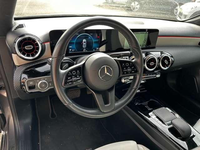 Mercedes-Benz A 180 A 180 d Business auto