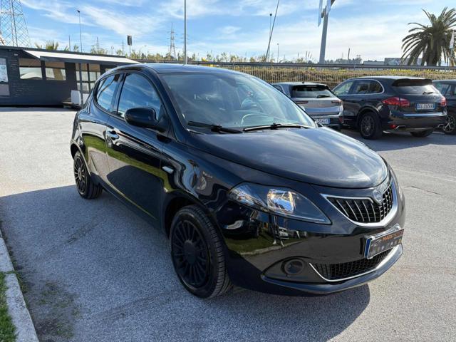 LANCIA Ypsilon 1.0 FireFly 5 porte S&S Hybrid Gold NEOPATENTATI