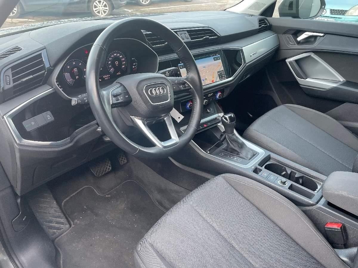 Audi Q3 2.0 TDI 150 CV Sport