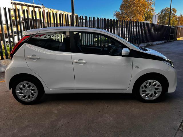 TOYOTA Aygo Connect 1.0 VVT-i 72 CV 5 porte x-clusiv