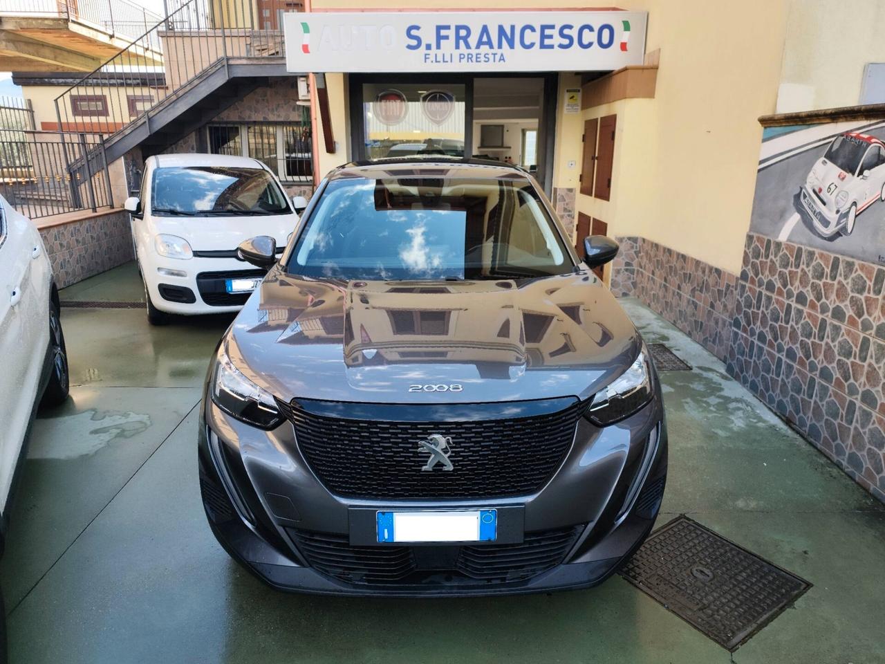 Peugeot 2008 1.5 Business 110cv - 2021