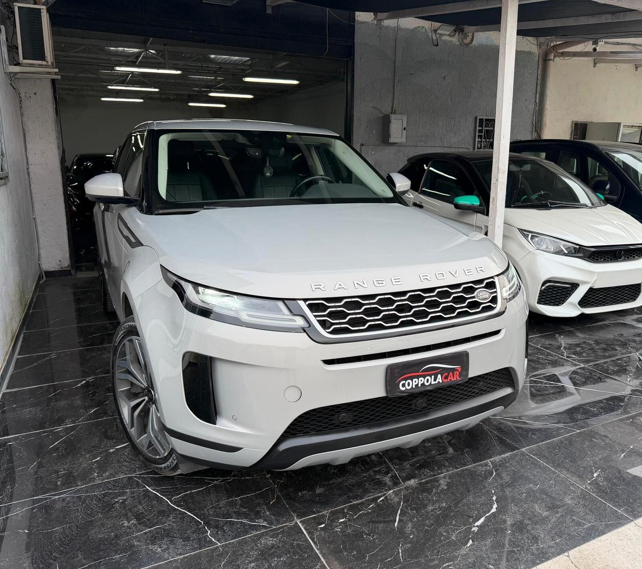 Land Rover Range Evoque 2.0D I4 163 CV R-Dynamic S