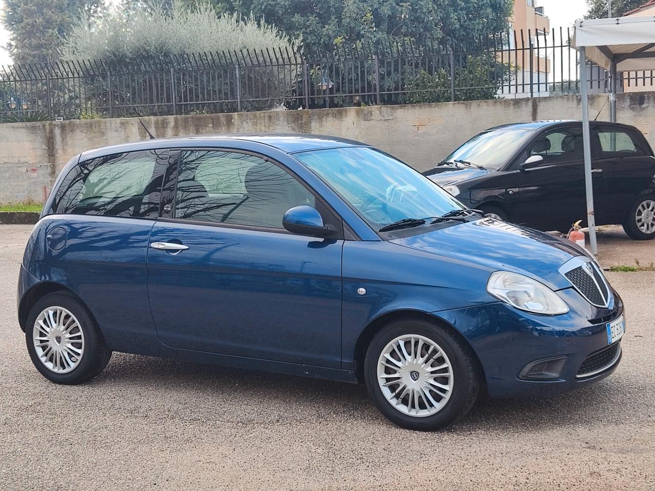 Lancia Ypsilon 1.4 Elle Ecochic GPL del 2010