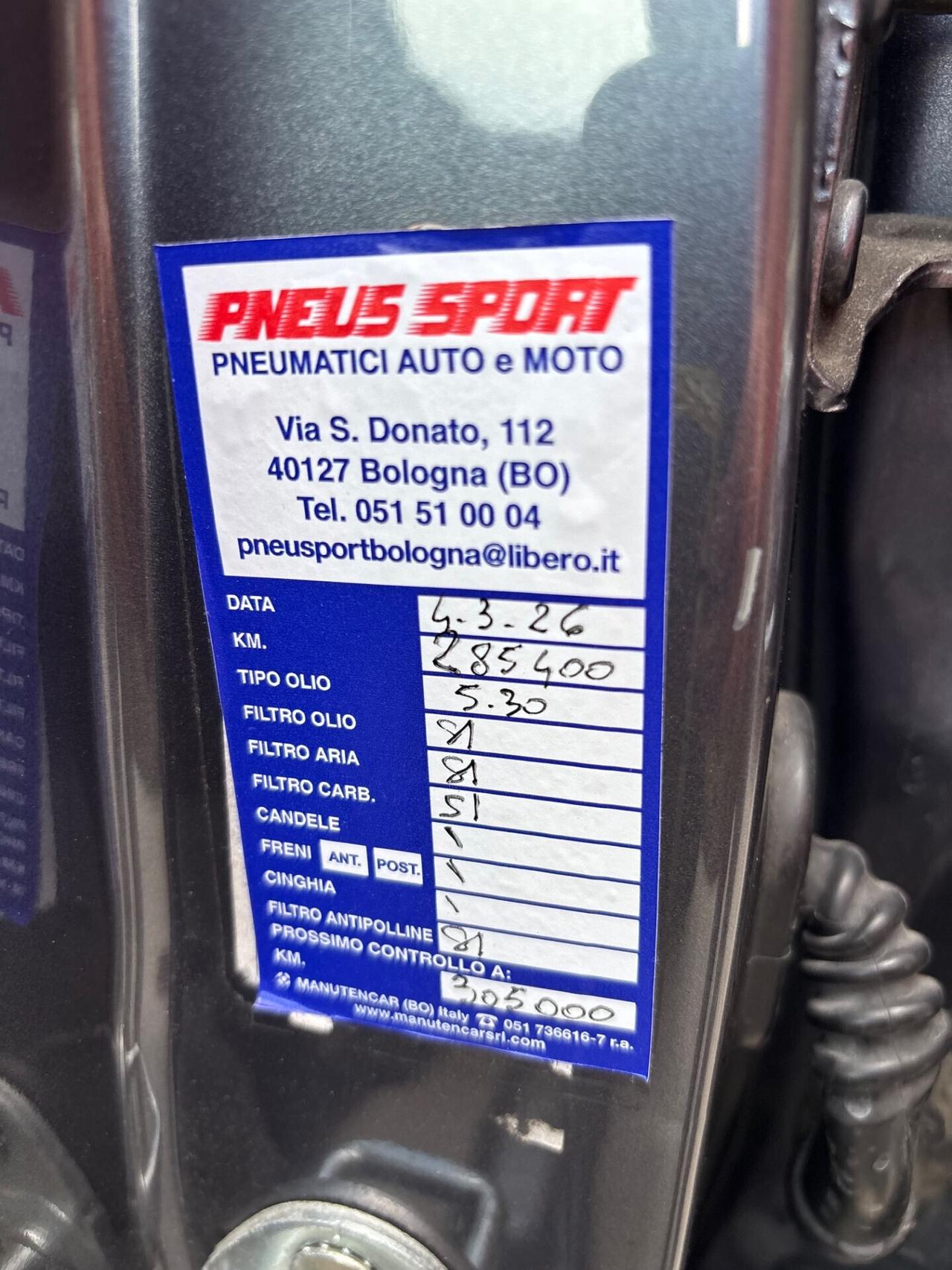 Mitsubishi Outlander 2.2 DI-D 7 posti 4x4