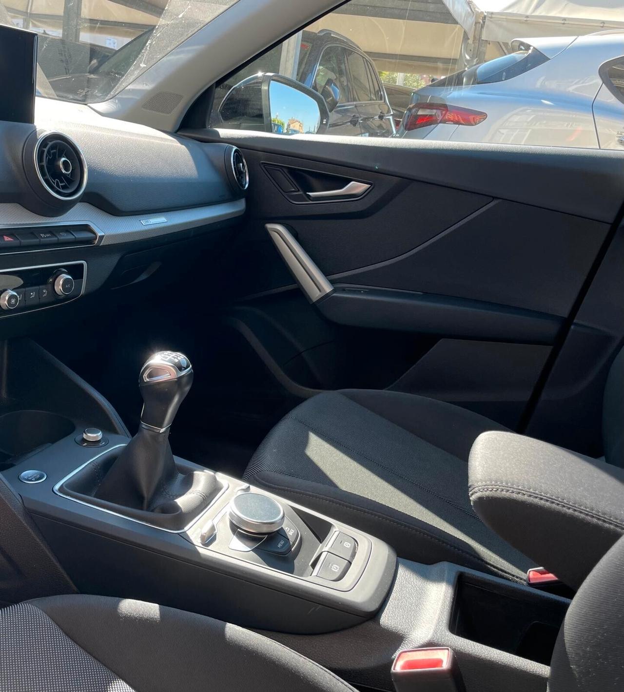 Audi Q2 30 TDI Identity Black 2024