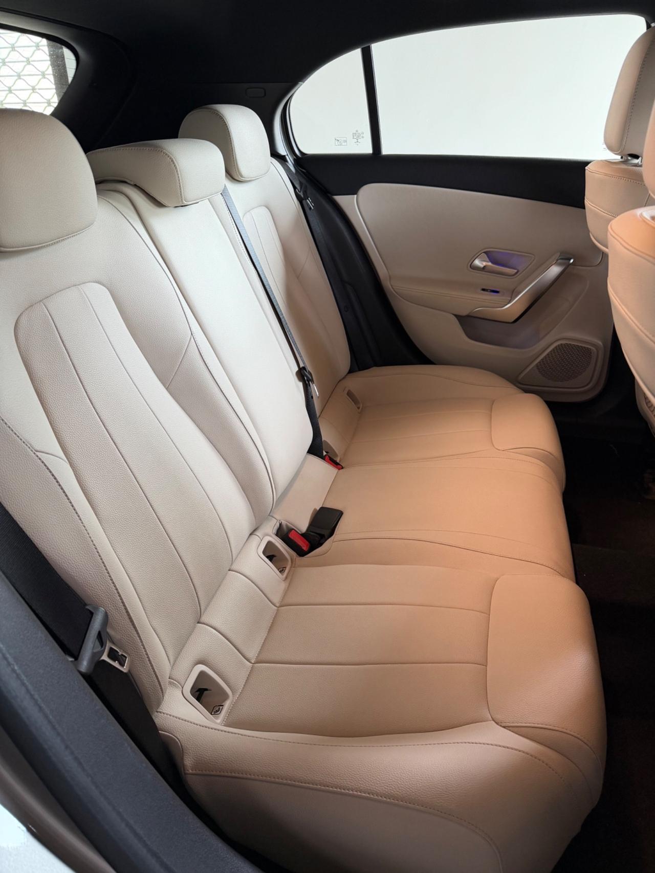 Mercedes-benz A 250 e hybrid EQ Premium